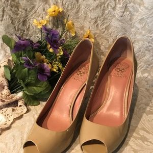 VINCE CAMUTO WOMAN'S HEELS